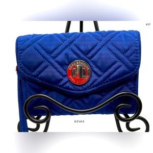 Vera Bradley wristlet wallet